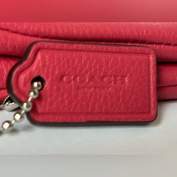 Pink Coach Wallet - Picture 3 of 7